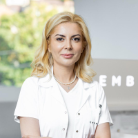 andreea veliscu